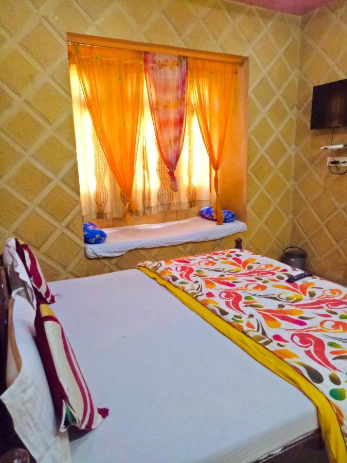 Hotel Desert Bloom Jaisalmer Exteriör bild