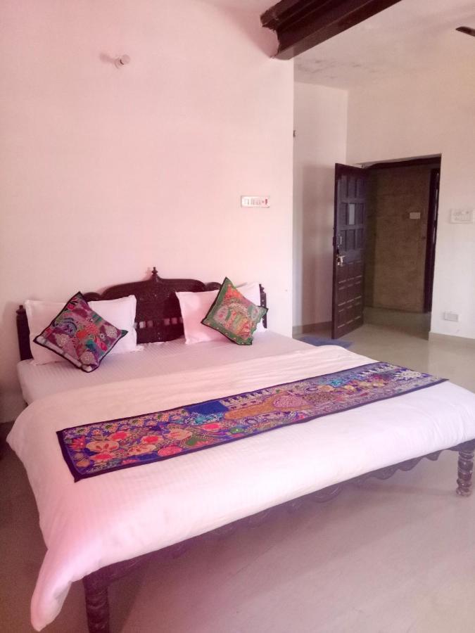 Hotel Desert Bloom Jaisalmer Exteriör bild